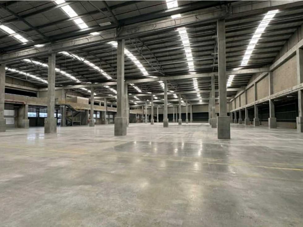 Alquiler Bodegas al Sur 9723740 DL - 1