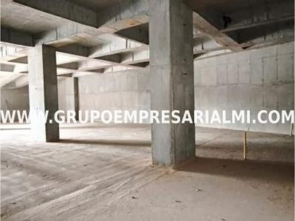 AMPLIO LOCAL EN ARRIENDO - SECTOR MAYORCA COD: 33570 - 1