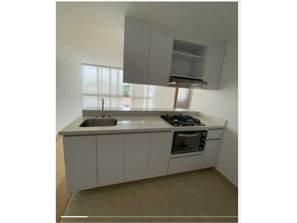 Apartaestudio en venta condominio natural Planté - 1