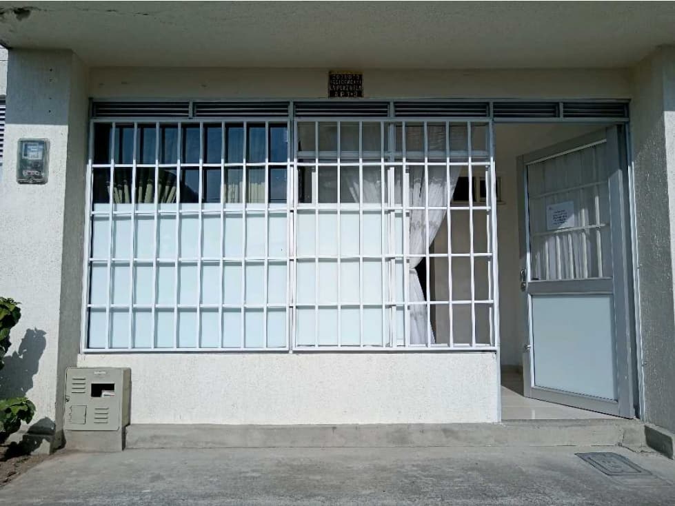 LOCAL O APARTAESTUDIO EN VENTA DE 2 AMBIENTES CALARCA BARRIO VERACRUZ - 1