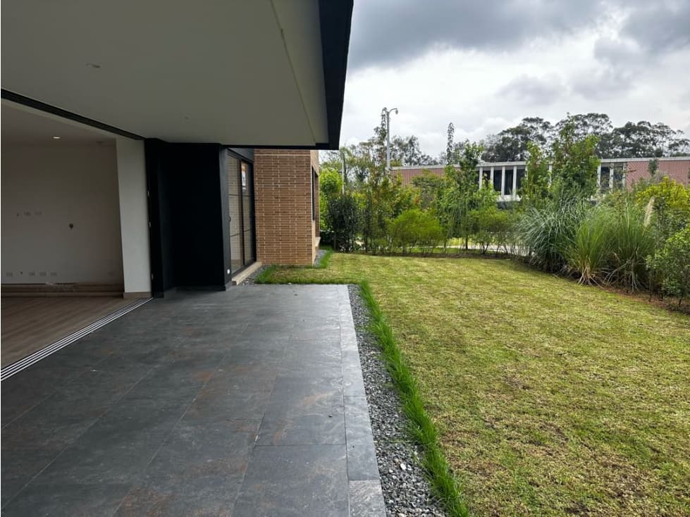 Apartamento en Alquiler Llanogrande - 1