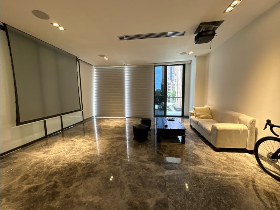 Apartamento en arriendo en El Golf - 1