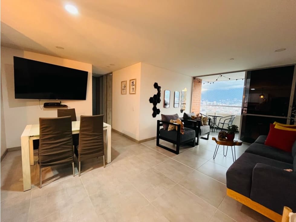 Apartamento en Arriendo Amoblado en Envigado - 1