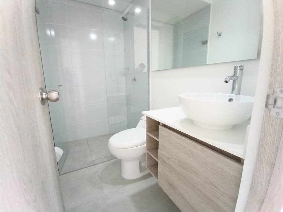 Apartamento en Alto De La Flores, Sabaneta - 1