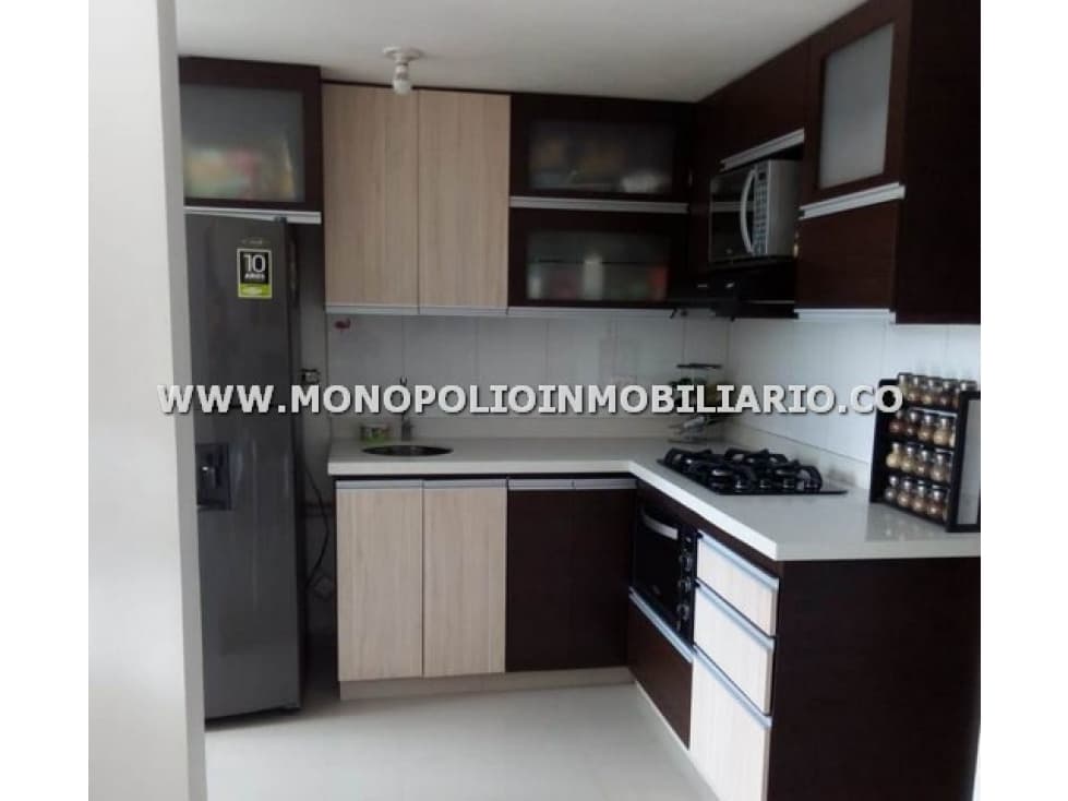 APARTAMENTO EN VENTA - CALLE LARGA SABANETA COD: 10996 - 1