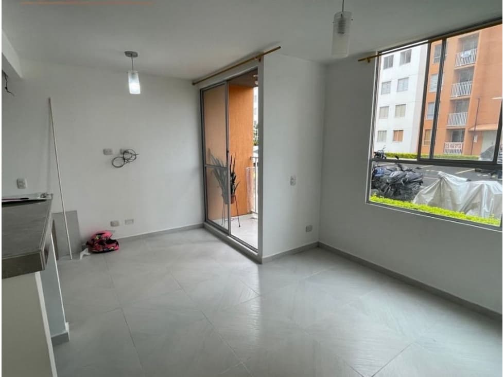 Apartamento en venta en conjunto residencial Barrio Unicentro Palmira - 1