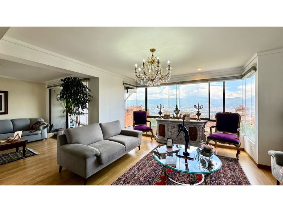 Apartamento en venta en Poblado cerca al tesoro - 1