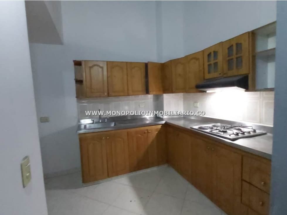 APARTAMENTO EN VENTA - SECTOR EL CARMELO, ITAGUI COD: 23924 - 1