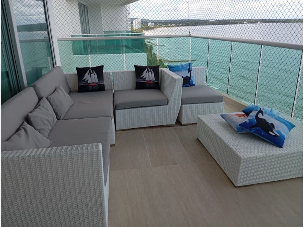 Apartamento Frente Al Mar En Primera Ensenada Coveñas $1.300 M - 1