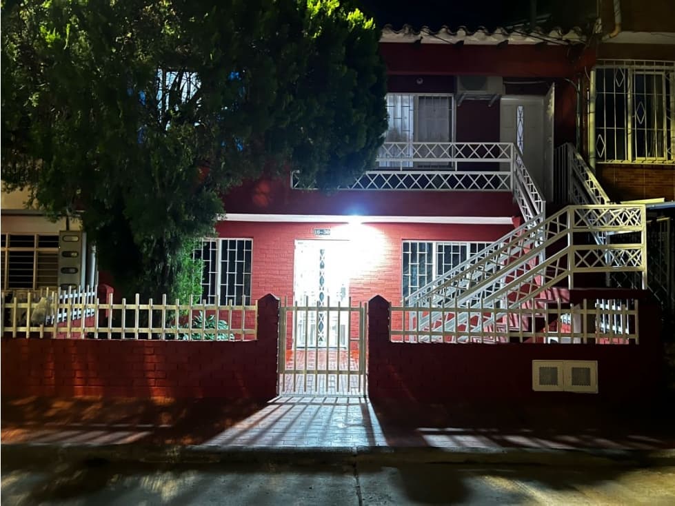 Apartamento en arriendo Remodelado | 90 m² | Bello Horizonte - 1