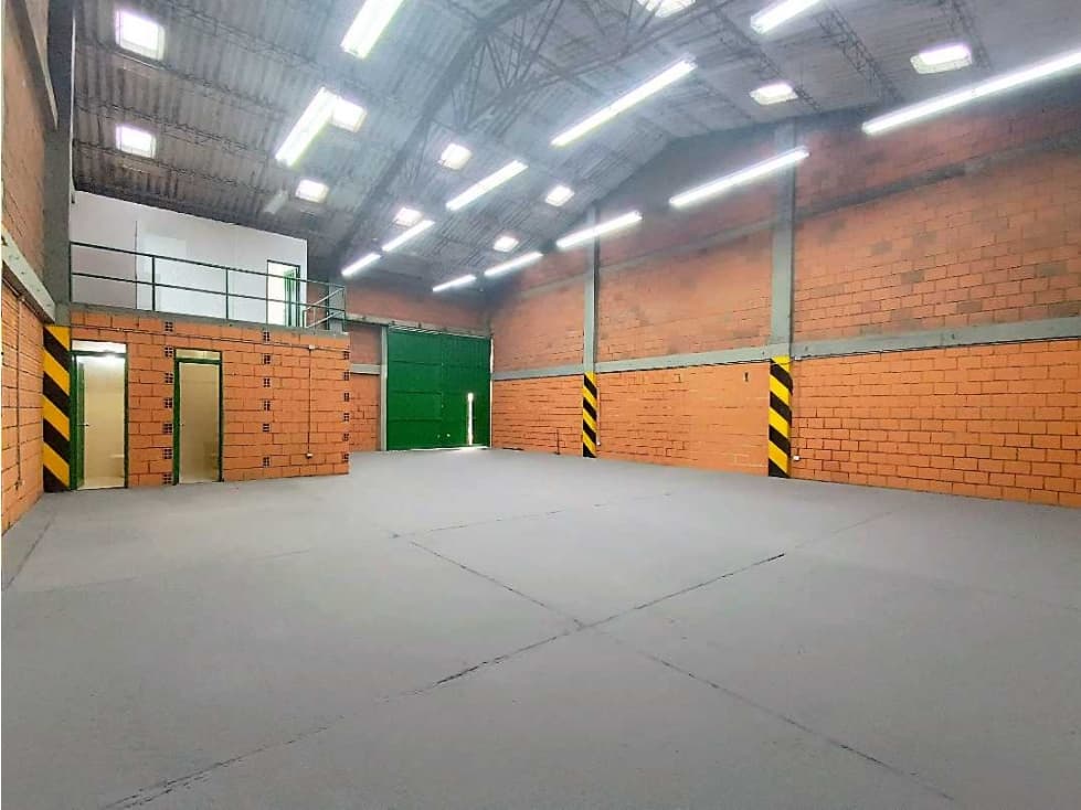 Arrienda Bodega La Pradera Villamaria Manizales Caldas - 1