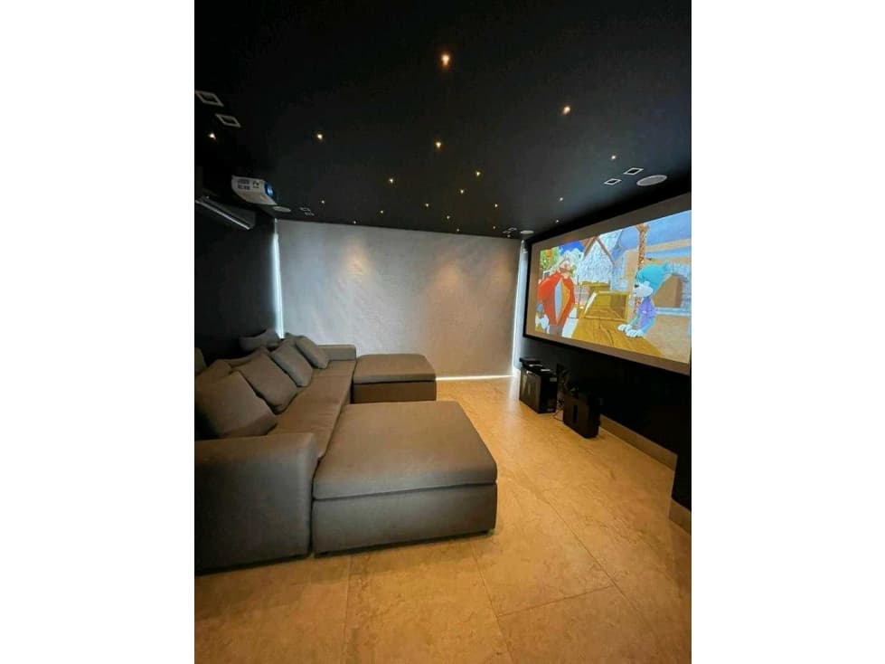 Arriendo amoblado cerca al Tesoro RC2 - 1