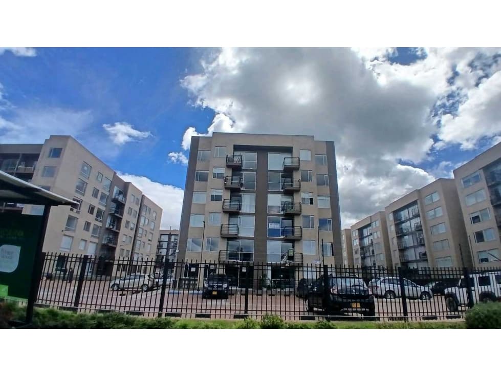 Arriendo apartamento en Cuarto Piso en Cajica - 1