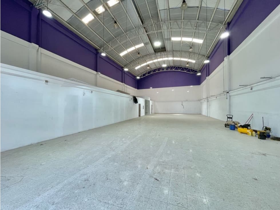 ARRIENDO BODEGA EN GUARNE / ANTIOQUIA - 1