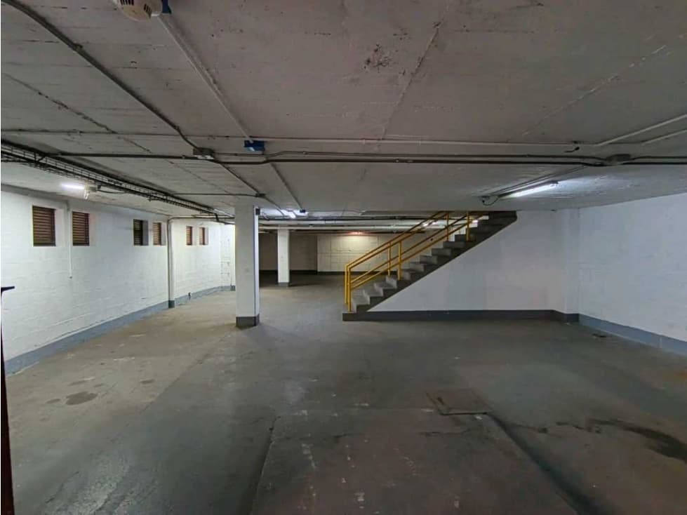 Bodega en arriendo en Manuel Restrepo en Sabaneta - 1