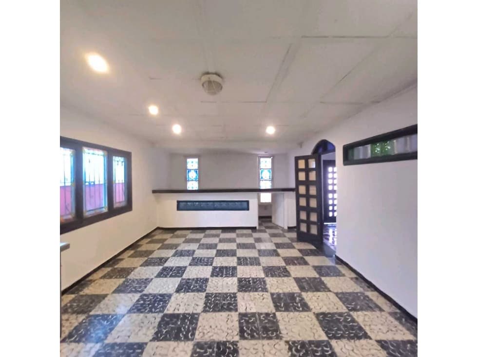 Arriendo casa comercial Barrio Pie de La Popa - 1