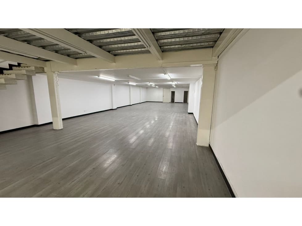 Arriendo local comercial en el Centro Pereira - 1