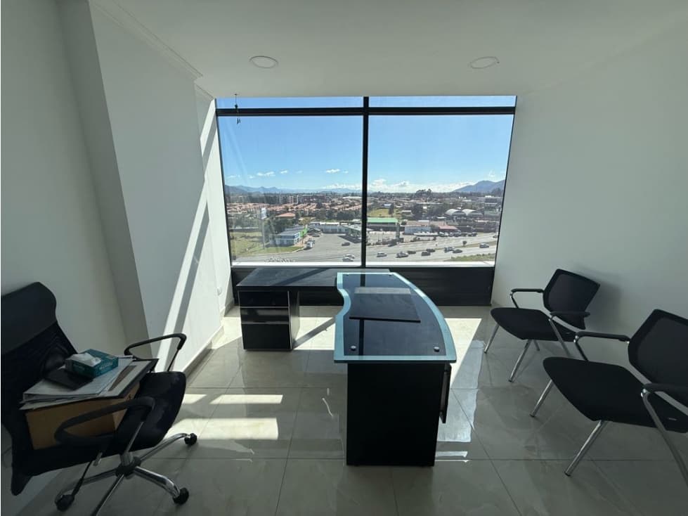 Arriendo oficina en Sabana Park - 1
