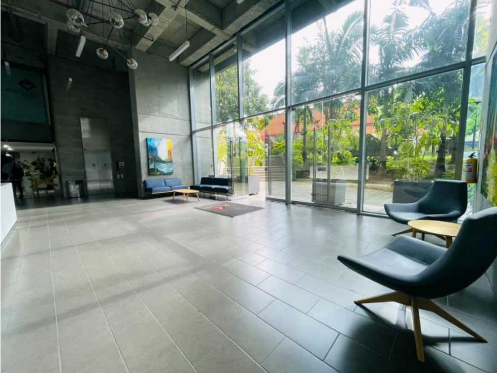 ARRIENDO OFICINA EN SABANETA. CENTRO EMPRESARIAL - 1