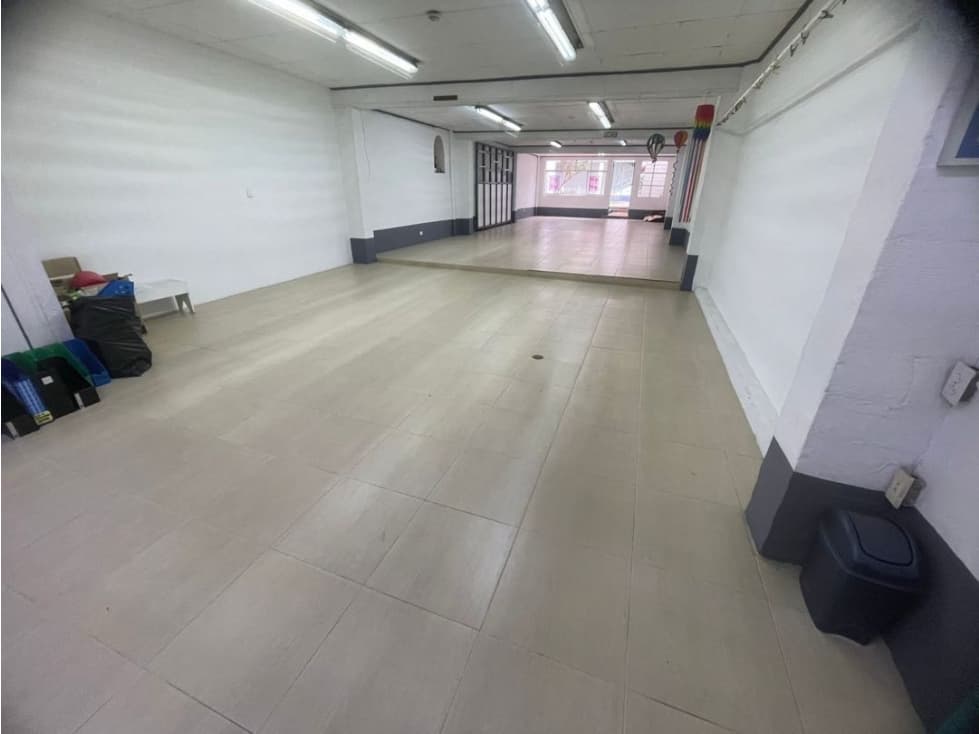 Bodega local parque de envigado - 1