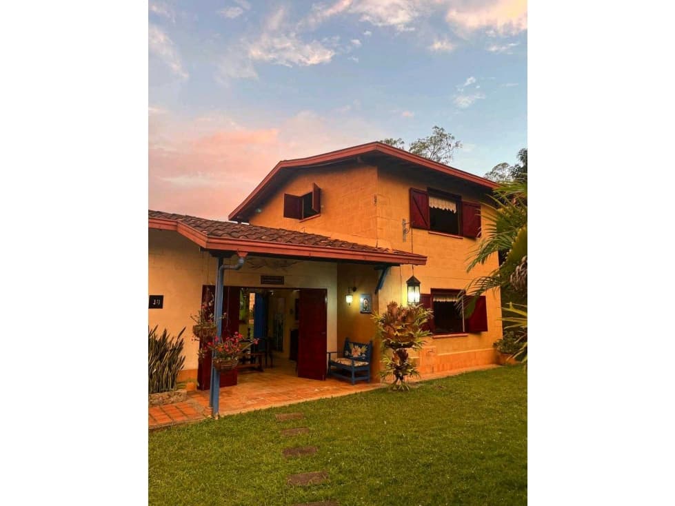 CABAÑA EN AMAGA EN UNIDAD CERRADA. - 1