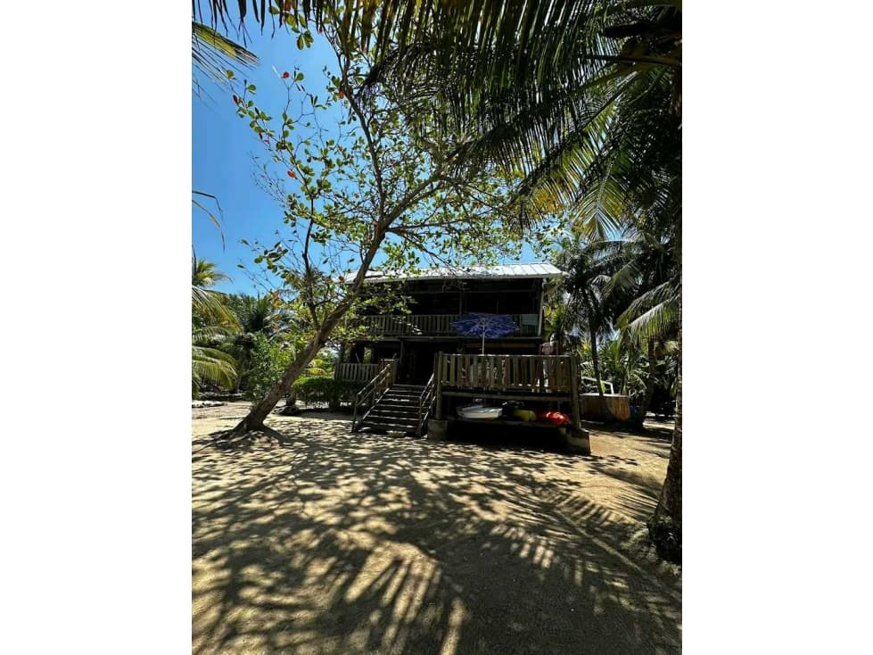 CABAÑA SOSTENIBLE EN VENTA EN ISLA FUERTE - 1