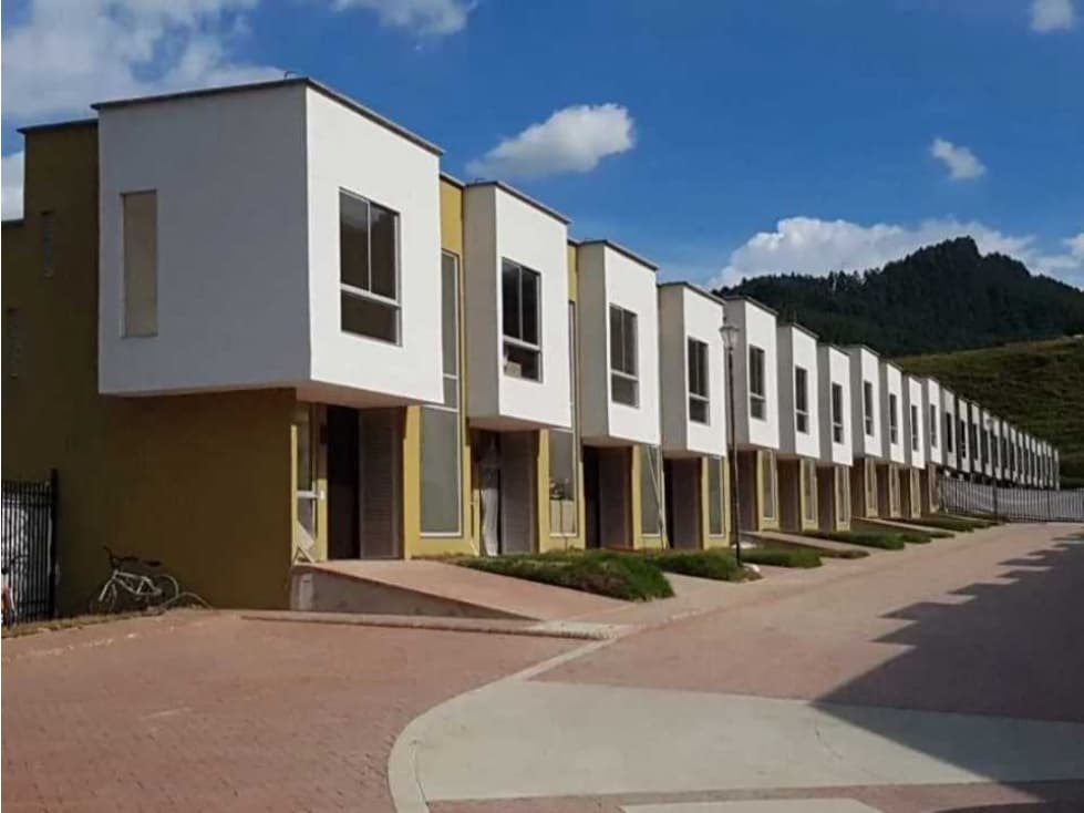 Casa 3 alcobas Conjunto Cerrado La Florida Manizales - 1