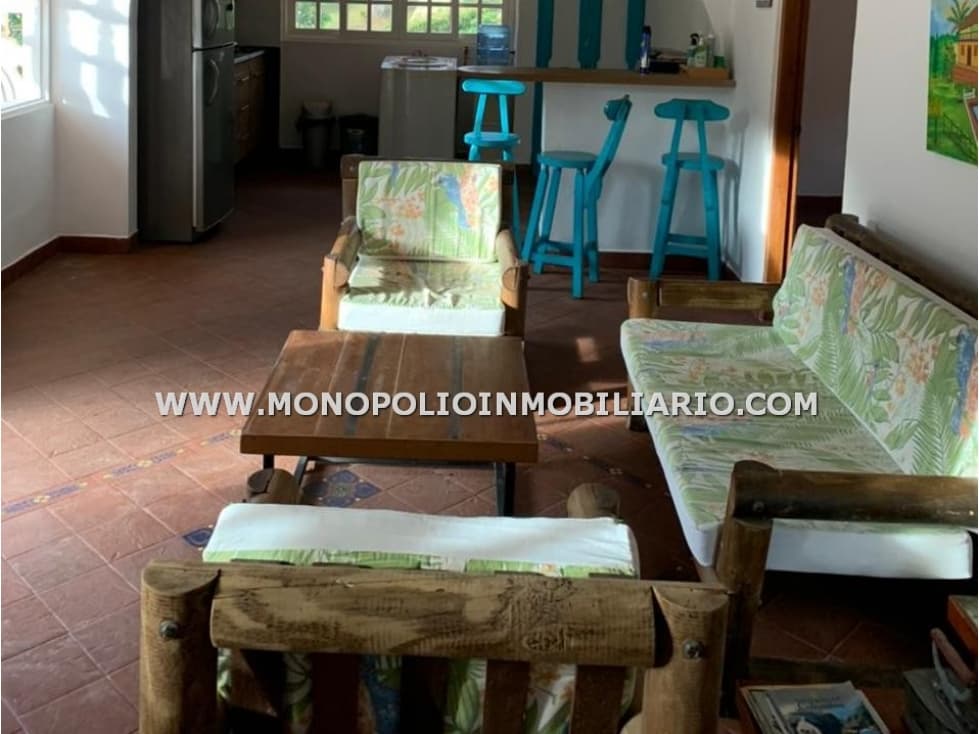 CASA AMOBLADA EN ARRENDAMIENTO - SECTO BARBOSA COD: 22624 - 1