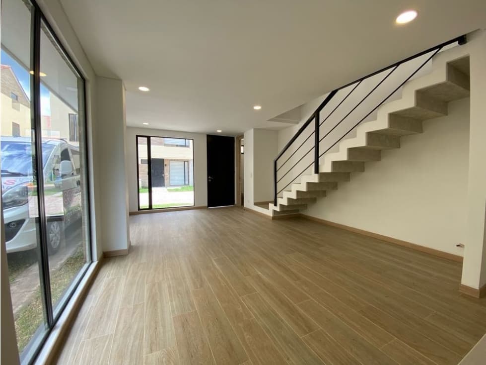 Casa arriendo chia Bojaca hermoso patio verde - 1