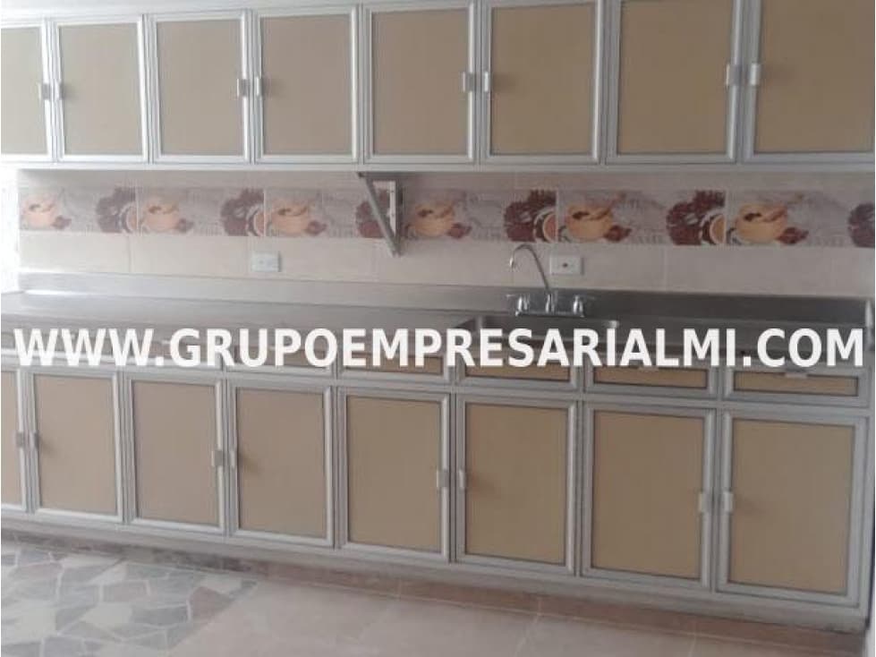 CASA BIFAMILIAR EN ARRENDAMIENTO - SECTOR SIMÓN BOLÍVAR COD: 27513 - 1