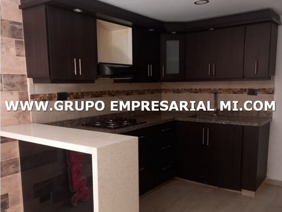 CASA BIFAMILIAR EN VENTA - SECTOR RIACHUELOS, BELLO COD: 27205 - 1