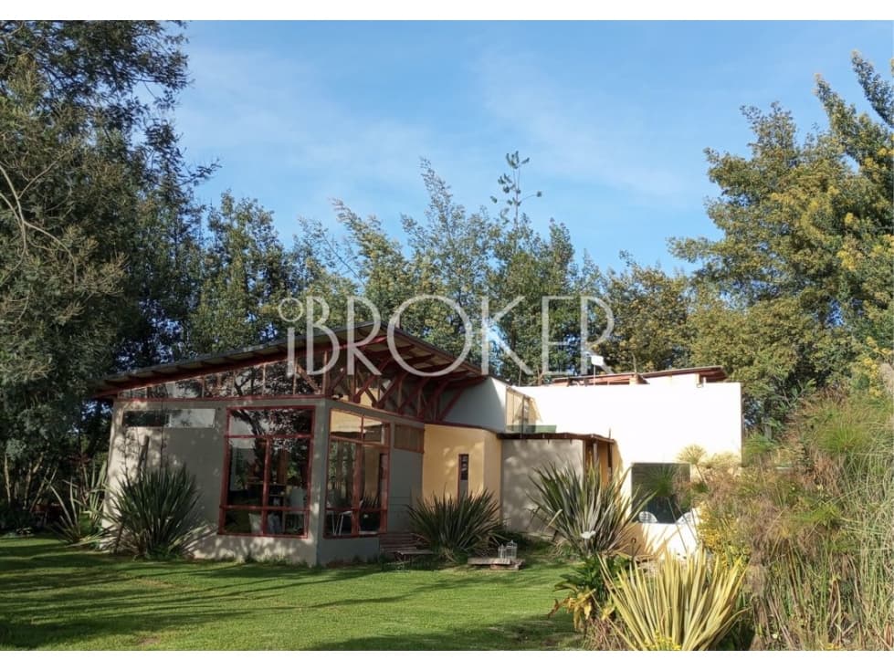 Casa Campestre en Venta, 5 Minutos de Tunja - 1