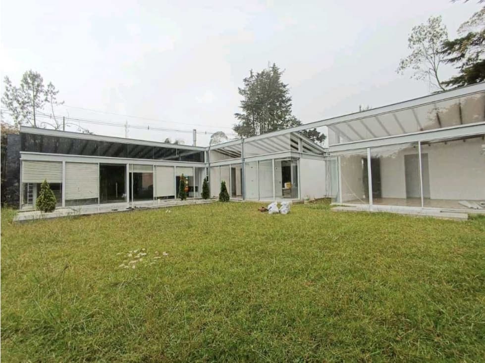 CASA CAMPESTRE EN ARRIENDO POR EL KM9 SECTOR LOMA DEL ESCOBERO - 1