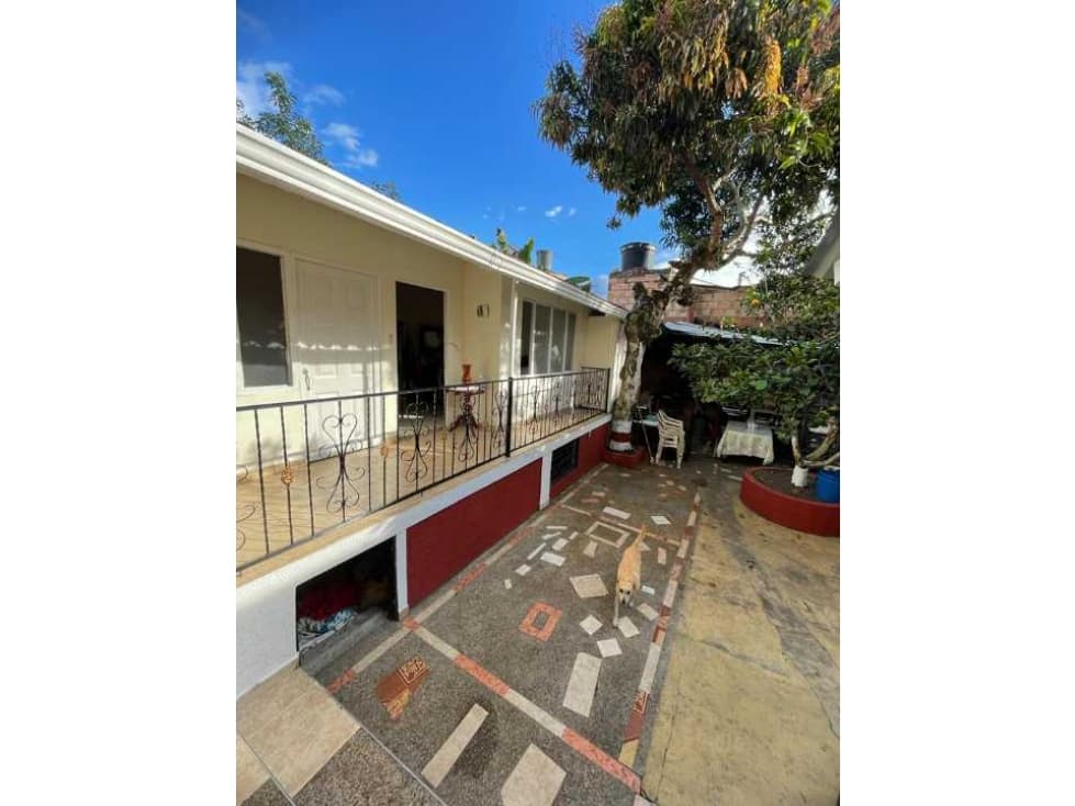 Casa Con 3 Apartamentos En Mesitas El Triunfo - 1