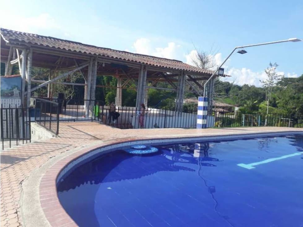 Casa Condominio Campestre Kilómetro 46 Vía Manizales - Medellín - 1