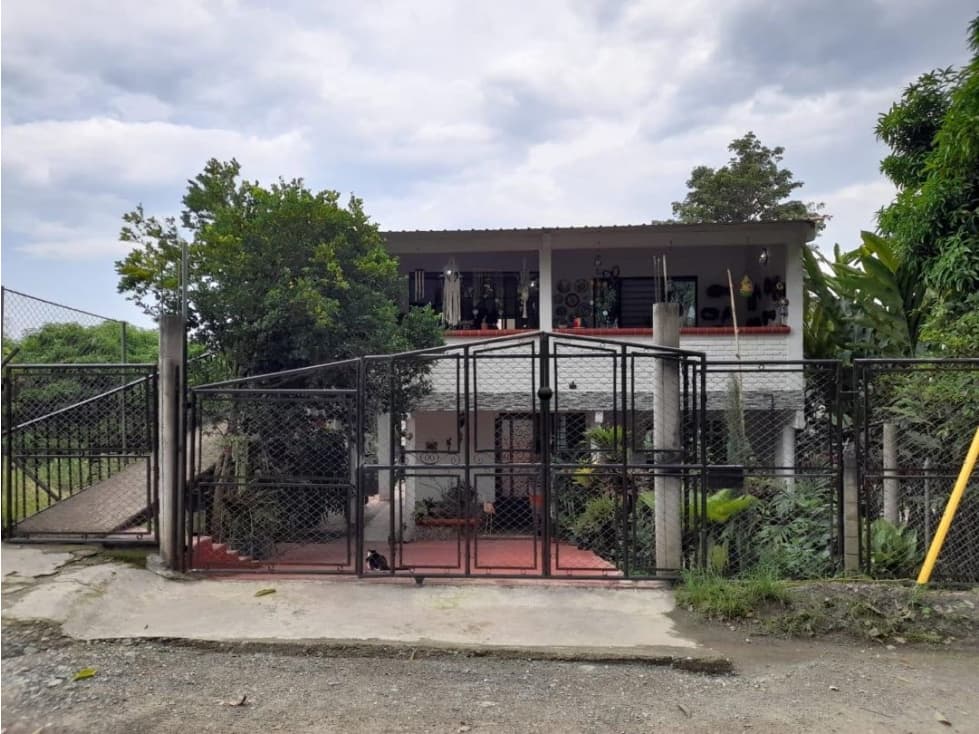 Casa de campo de 400m2 en venta La Buitrera Palmira Valle Colombia - 1