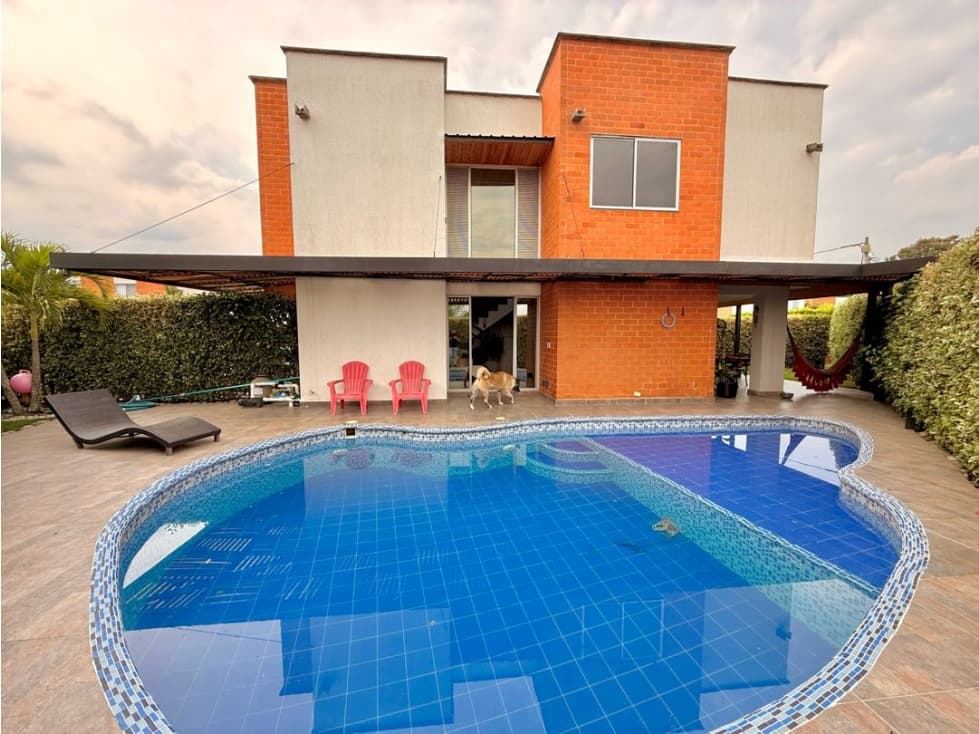 Casa en condominio en venta en La Morada - 1