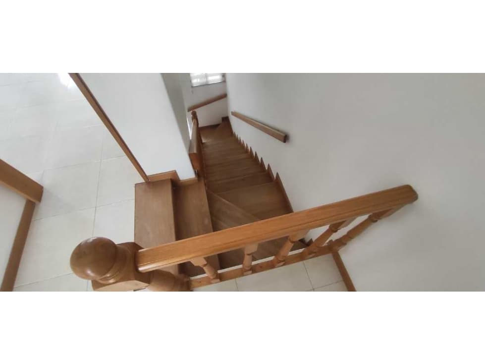 CASA EN CONJUNTO DE 88 M2 EN 380 MILL EN ANAPOIMA CUND - 1