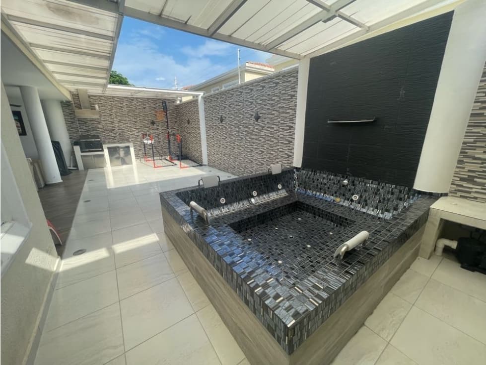 CASA EN LA CASTELLANA ADICIONALES DE LUJO - 1