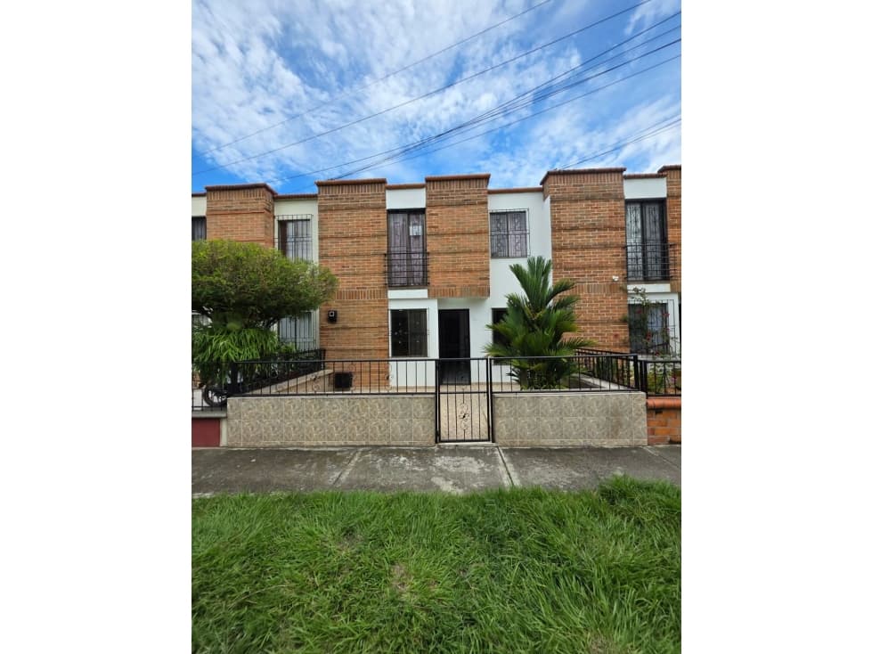 Casa EN VENTA Barrio La Linda Cartago Valle - 1