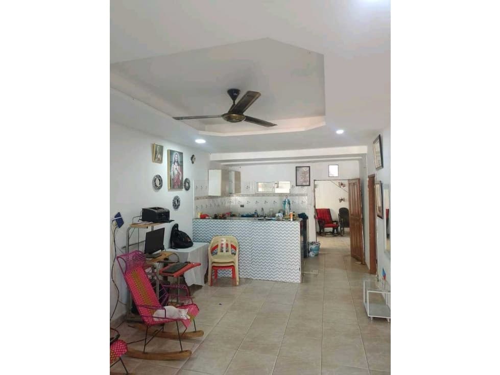 CASA EN VENTA EN LORICA, BARRIO 3 DE MAYO - 1