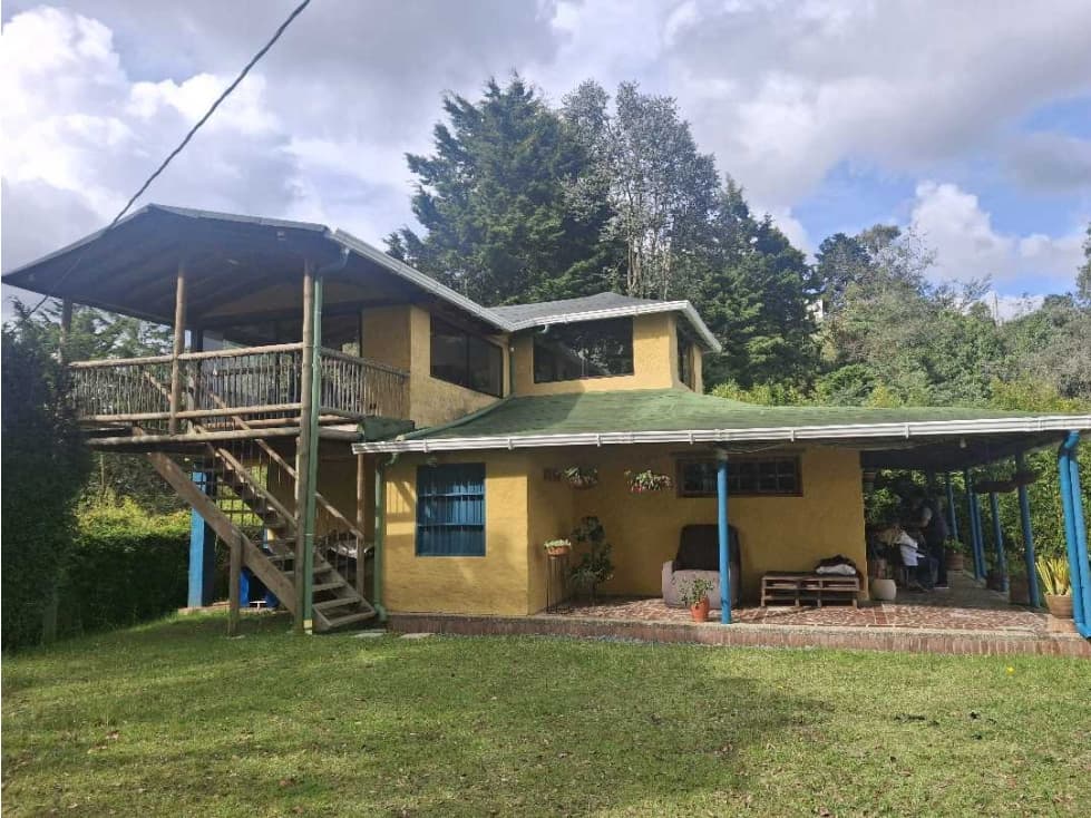 CASA FINCA CERCA A SANTA ELENA Y AL AEROPUERTO DE RIONEGRO - 1