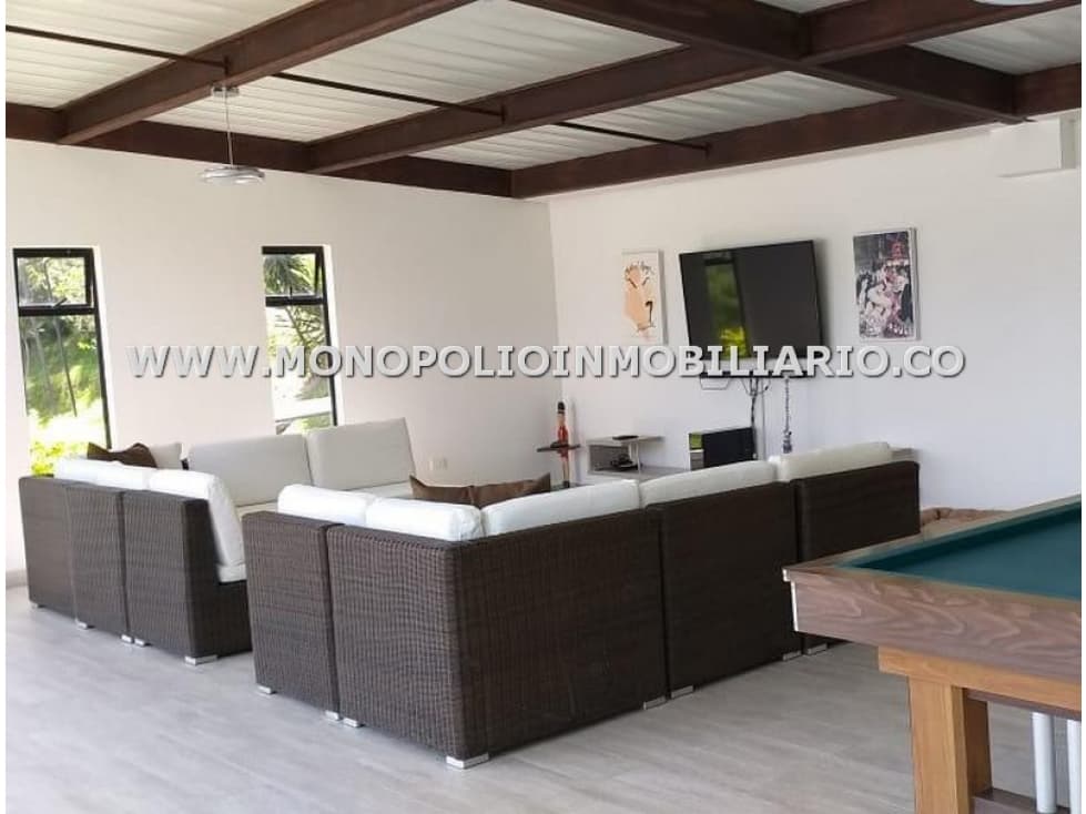CASA FINCA EN VENTA - SECTOR GIRARDOTA COD: 21899 - 1