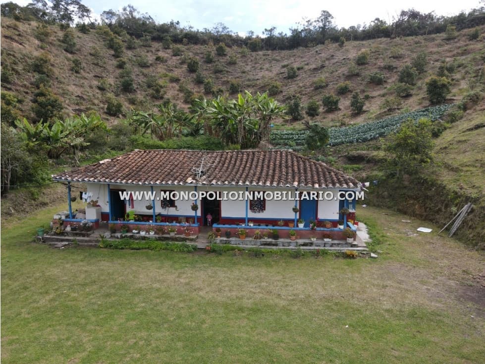 CASA FINCA EN VENTA - SECTOR VEREDA OVEJAS, GUARNE COD: 22694 - 1