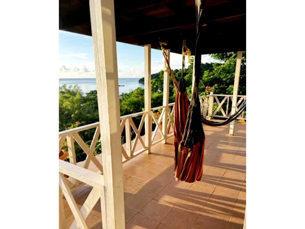 Alquler por mes Hostel tradicional Isla Providencia para 10 huespedes - 1