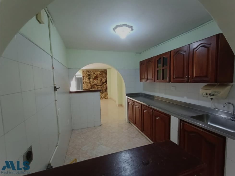 Casa iluminada y duplex(MLS#249139) - 1