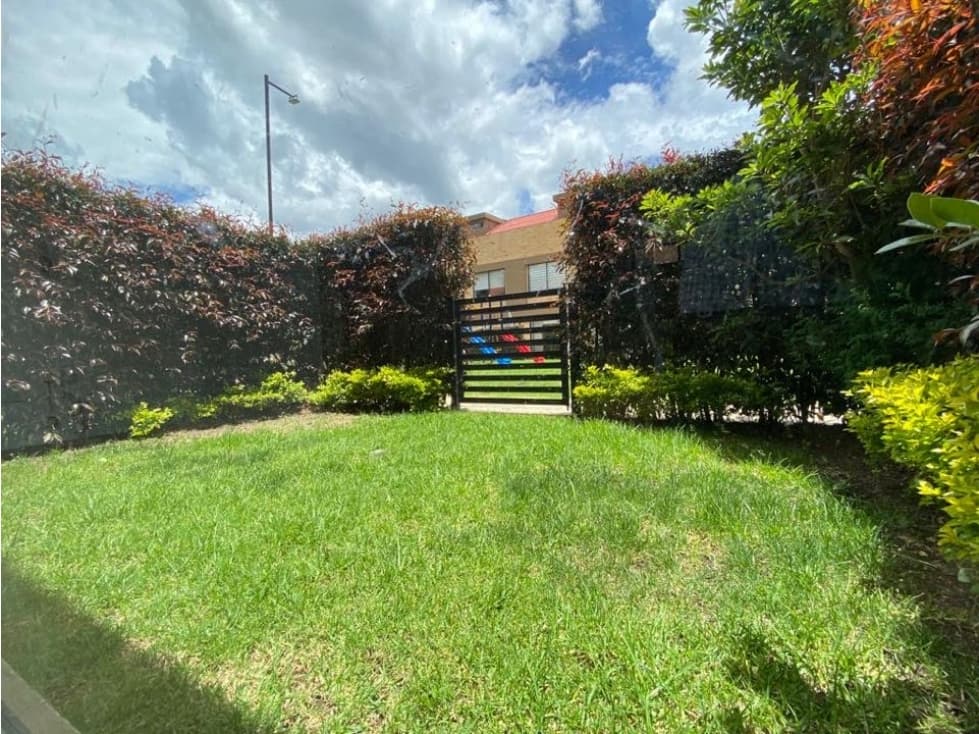 CASA ARRIENDO CHIA SECTOR BOJACA 3 HABITACIONES CON BAÑO - 1