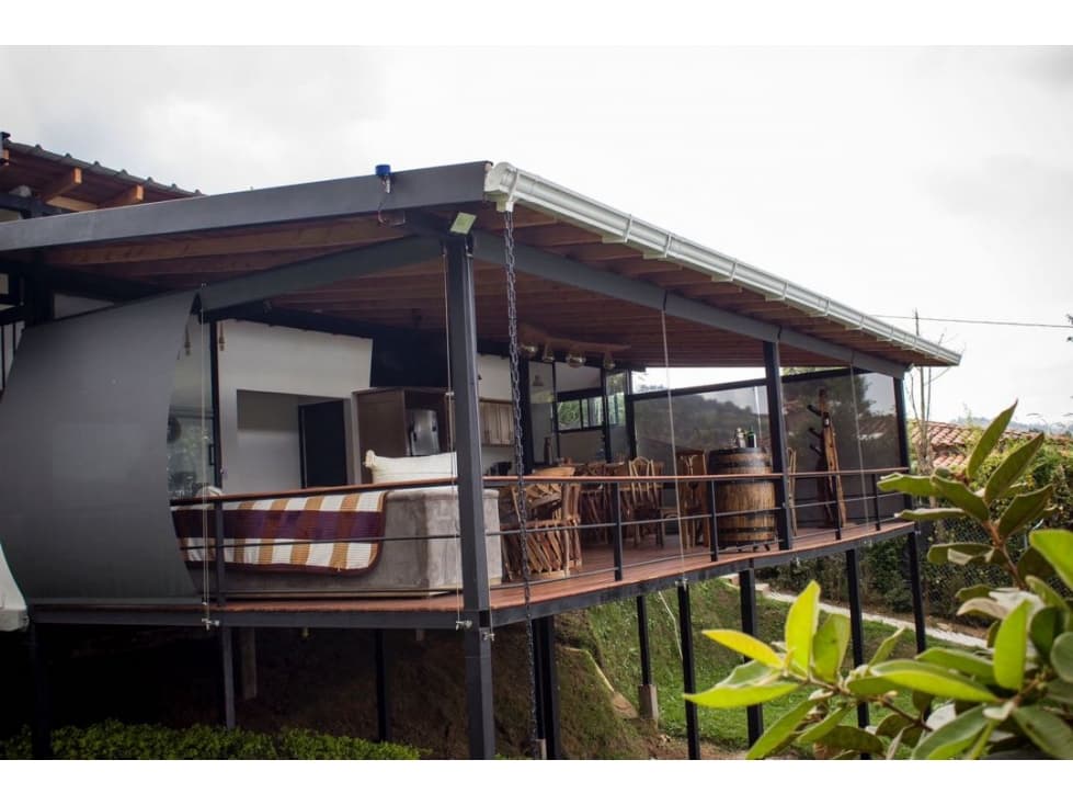 Casa para Arriendo Amoblado en Guarne - 1