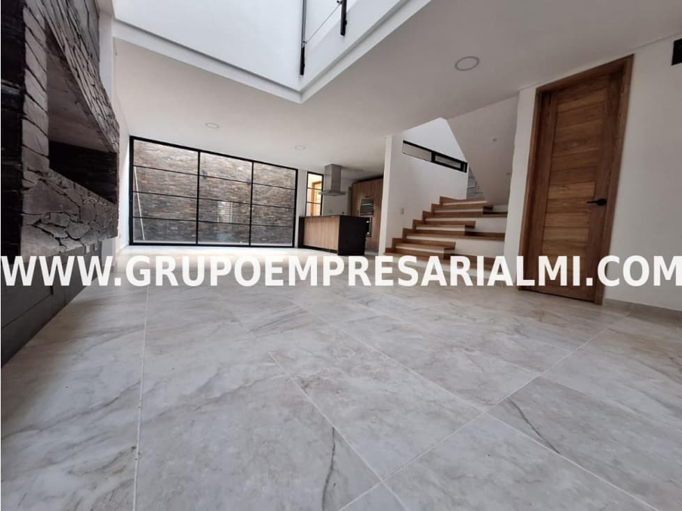 CASA UNIFAMILIAR EN VENTA - SECTOR LA COLOMBIERE, LA CEJA COD: 27793 - 1