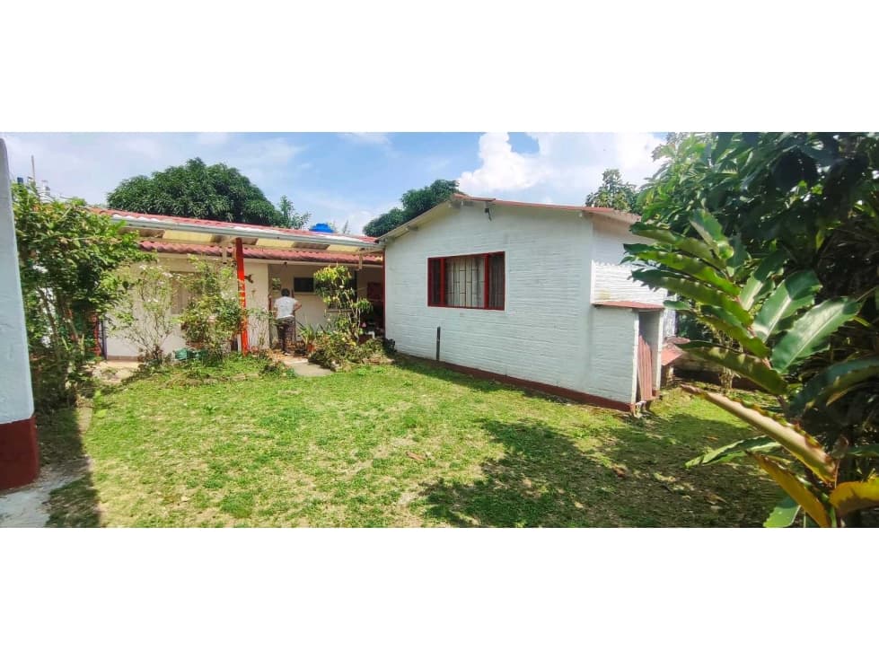 Casalote de 500 M2 en 230 mill en La Mesa Cund - 1